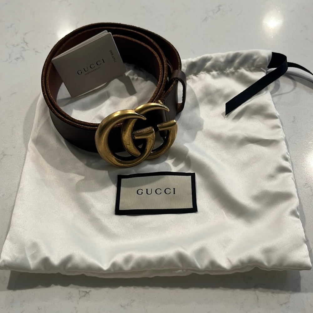 Gucci logo buckle leather belt